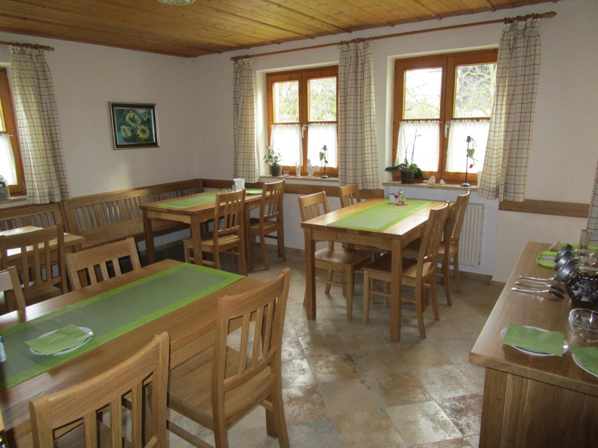 Pension Eva Neuhaus am Inn Exterior photo